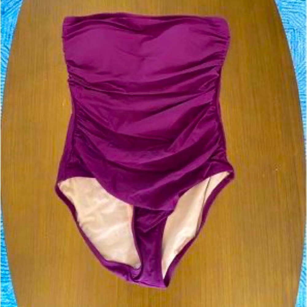 J Crew Ruched Bandeau Bathing Suit - Size 6 -  Burgundy - liner in tact